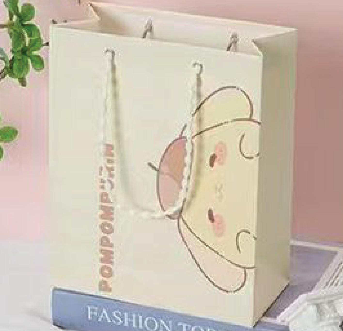 beige pompompurin